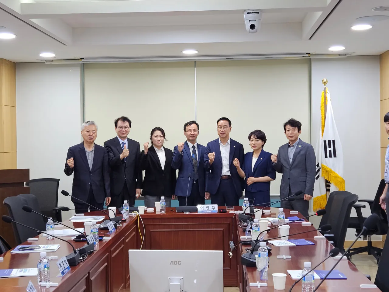 2024 전국당원대회준비위원회 '강령정책분과' 2차 토론회 : 정책방향 주요 키워드 - 미래 · 번영 · 행복